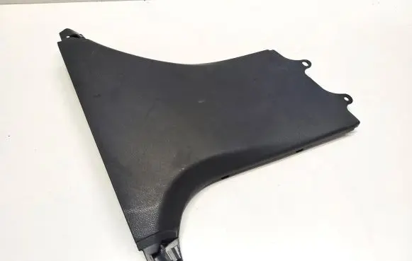 (B) pillar trim (bottom)