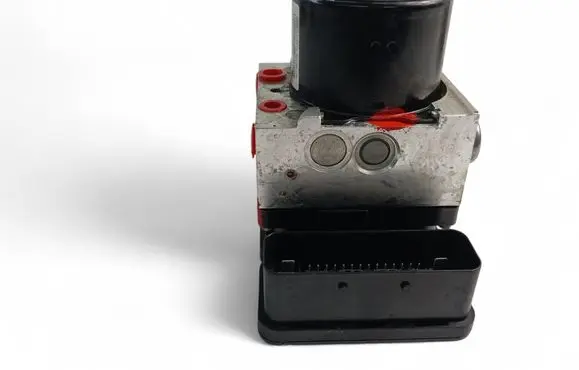 Volvo XC70 ABS Pump P31261142