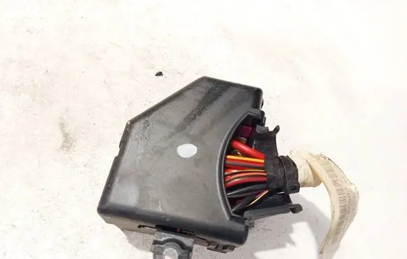 Volkswagen PASSAT B6 Fuse box set 3c1941824