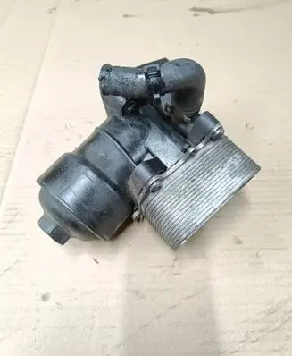 Volkswagen Amarok Oil filter mounting bracket 03L115389H 03L117021C