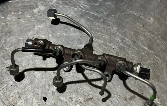 Peugeot 308 Fuel main line pipe 9821399680