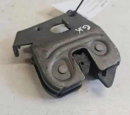 BMW 5 E60 E61 Seat back rest lock catch 52207112863