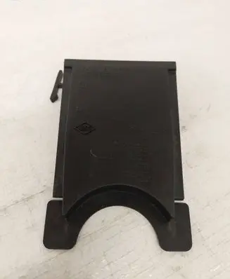 Renault Trafic III (X82) Fuse box cover 758A68898R 93452505