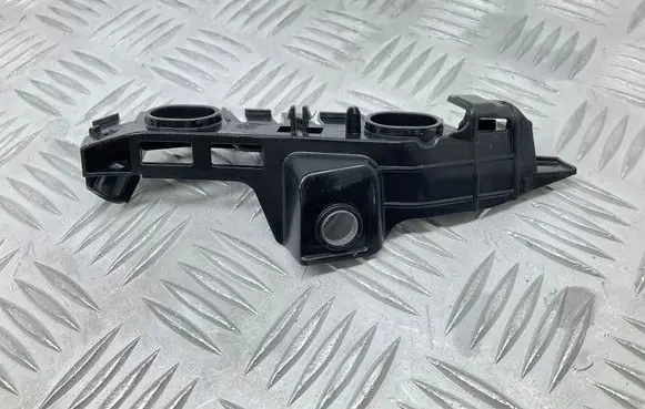 Volkswagen PASSAT B8 Front bumper mounting bracket 3G0807049