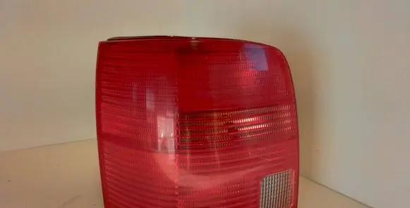 Volkswagen PASSAT B5 Rear/tail lights 3B9945111F