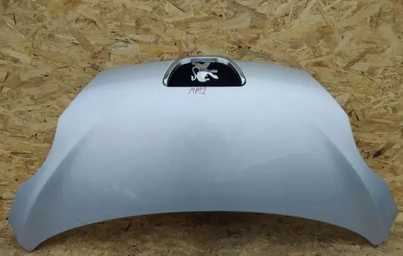 Peugeot 107 Engine bonnet/hood