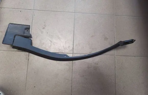 Toyota bZ4X Rear arch trim 7587342020