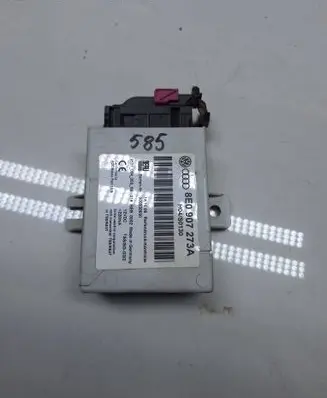 Audi A4 S4 B7 8E 8H Tire pressure control unit 8E0907273A H04S0130