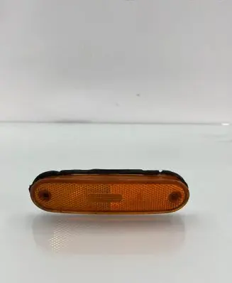 Mazda MX-5 NB Miata Front reflector 23061317 0288116