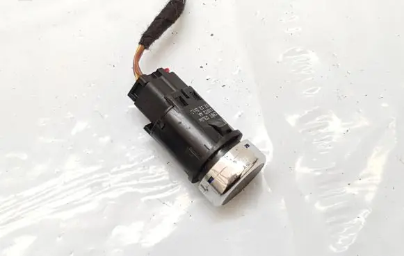 Ford Kuga II Engine start stop button switch CM5T-D3L0B