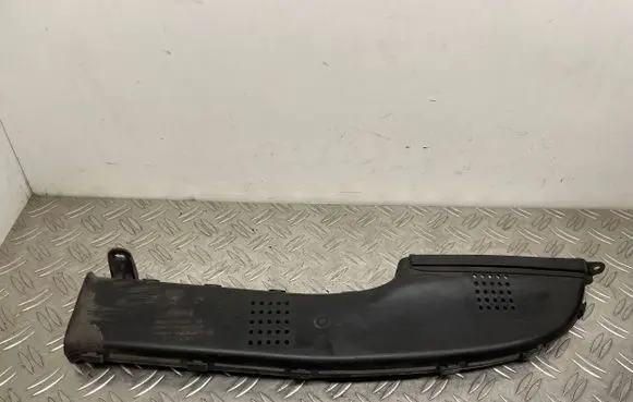 Ford Fusion II Air intake duct part DS739C675BB