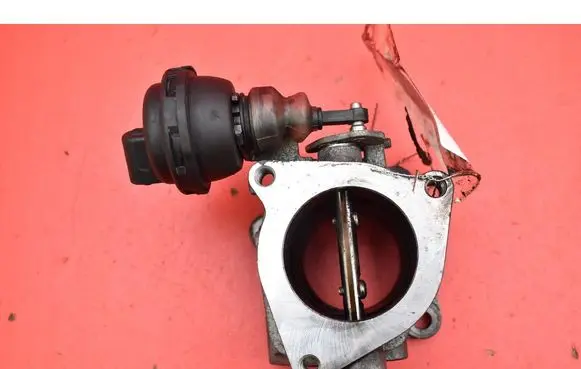 Alfa Romeo 147 Throttle body valve 73503063