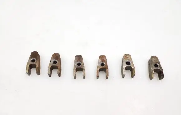 Mercedes-Benz C W203 Fuel Injector clamp holder A6420160038