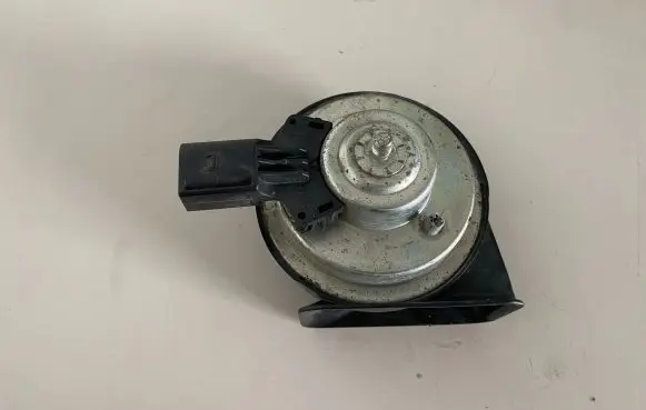 BMW X1 E84 Horn signal