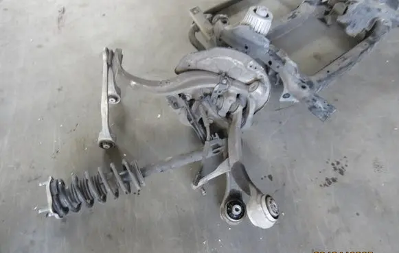 Mercedes-Benz C W205 Front wheel hub spindle knuckle