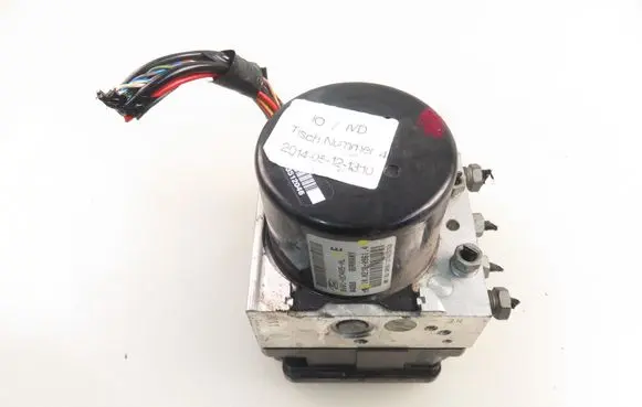Ford Focus ABS Pump BV612C405AL 10096101993 10021209614