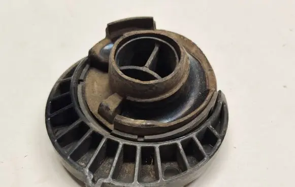 Mercedes-Benz GLC X253 C253 Rear coil spring rubber mount A2053240484