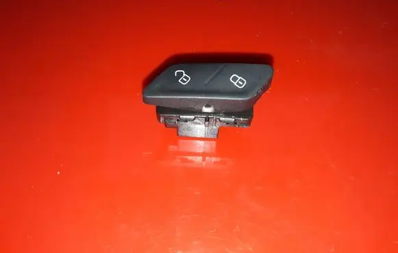 Volkswagen Golf VII Central locking switch button 5G0962126A