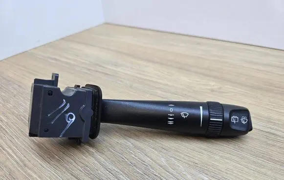 Volvo XC90 Wiper control stalk 30669741 04W37D