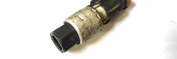 Ford Mondeo MK II Air conditioning (A/C) pressure sensor 95BW19E561AA