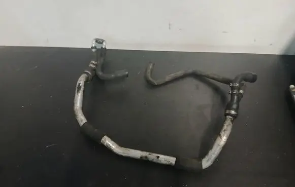 Volvo S60 Engine coolant pipe/hose 8692724