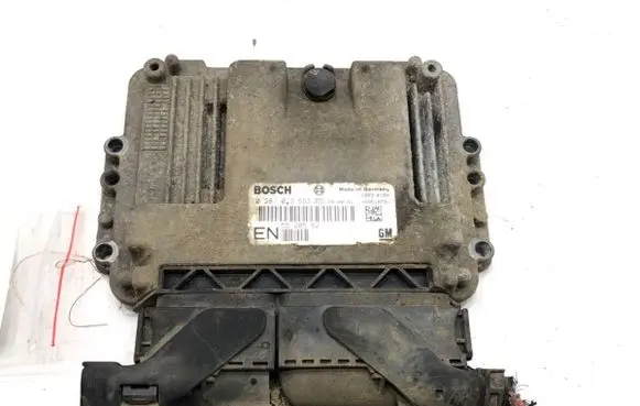 Opel Zafira B Engine control unit/module ECU 55205621