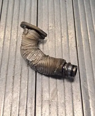 BMW 5 F10 F11 Turbo turbocharger oiling pipe/hose