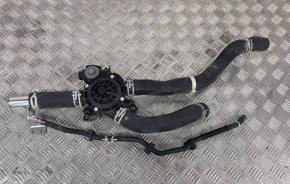 Toyota Mirai II Electric car engine cooling hoses/pipes 