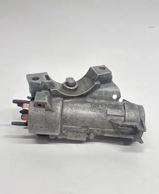 Volkswagen Golf IV Ignition lock 4B0905851C