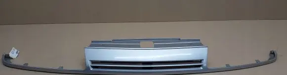 Front bumper upper radiator grill
