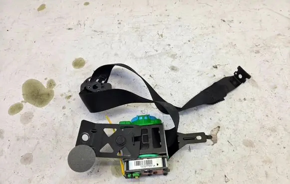 Saab 9-3 Ver2 Front seatbelt 12756368