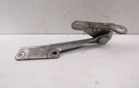 Volvo S40, V40 Engine bonnet/hood hinges 