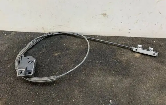 Skoda Superb B6 (3T) Engine bonnet (hood) release handle 1J1823633