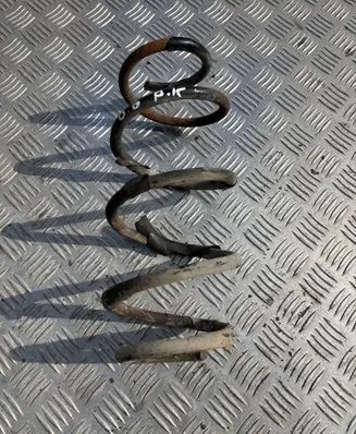 Volkswagen Golf VI Front coil spring 
