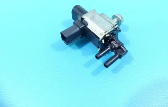 Ford C-MAX I Turbo solenoid valve BS7E-9A500-AA IMPRK1347056