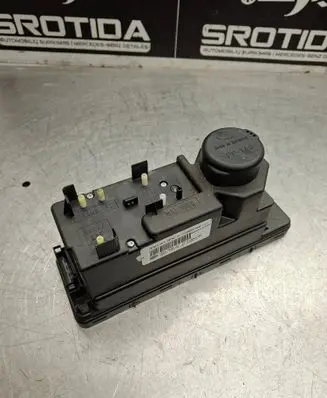 Mercedes-Benz E W210 Central locking vacuum pump 2108002348 00782832