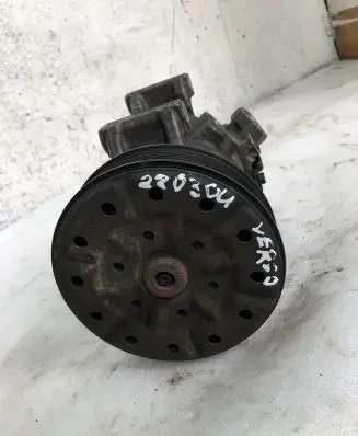 Toyota Corolla Verso AR10 Air conditioning (A/C) compressor (pump) GE447260