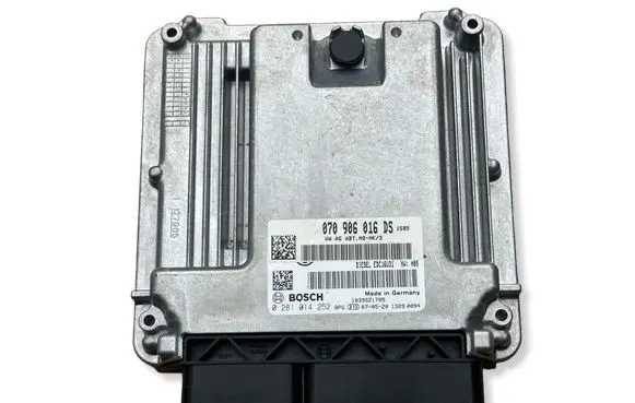 Volkswagen Transporter - Caravelle T5 Engine control unit/module 070906016DS 0281014252