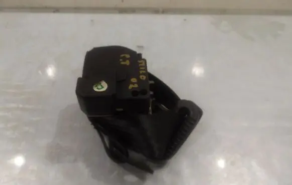 Fiat Stilo Rear seatbelt