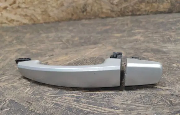 Chevrolet Orlando Rear door exterior handle GAN110711
