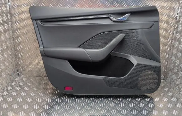 Skoda Octavia Mk4 Front door card panel trim 5E4867011 5E4867197