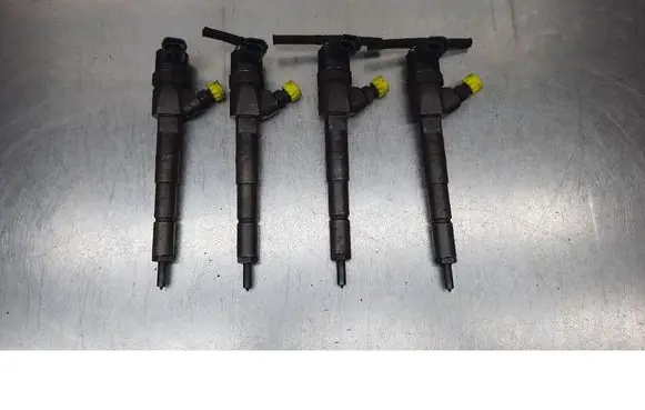 Fuel injectors set