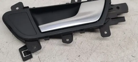 Audi A4 S4 B8 8K Front door interior handle 8K0839020