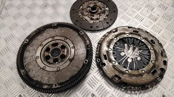 Seat Leon (1P) Clutch set kit 03G141025