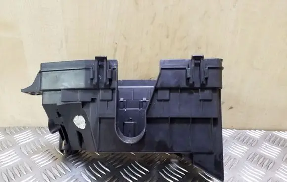 Opel Antara Other engine bay part