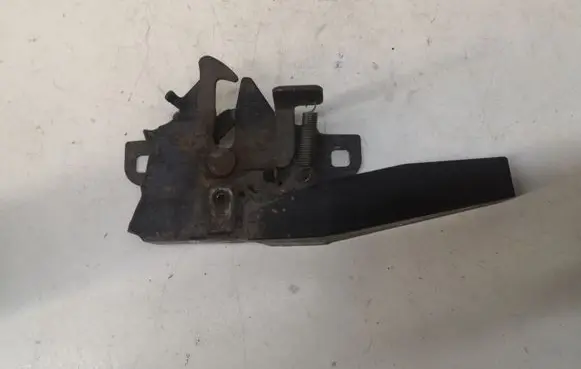 Opel Frontera B Engine bonnet/hood lock/catch