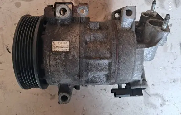 Peugeot 308 Air conditioning (A/C) compressor (pump) 890798