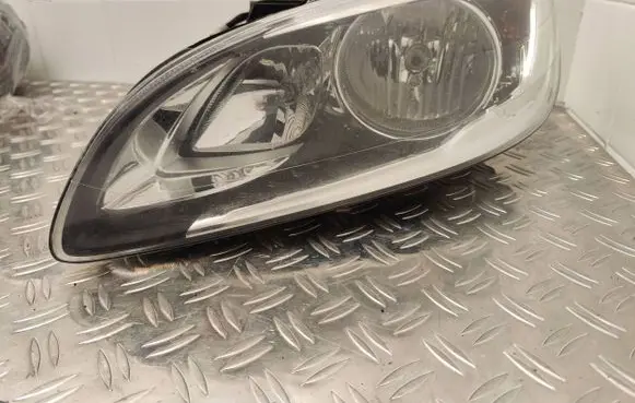Volvo V60 Headlight/headlamp 31420271 89908933
