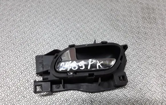 Peugeot 407 Front door interior handle 22G100187387