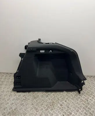 Trunk/boot lower side trim panel